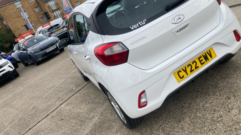 Hyundai i10 1.2 MPi SE Connect 5dr Auto Petrol Hatchback